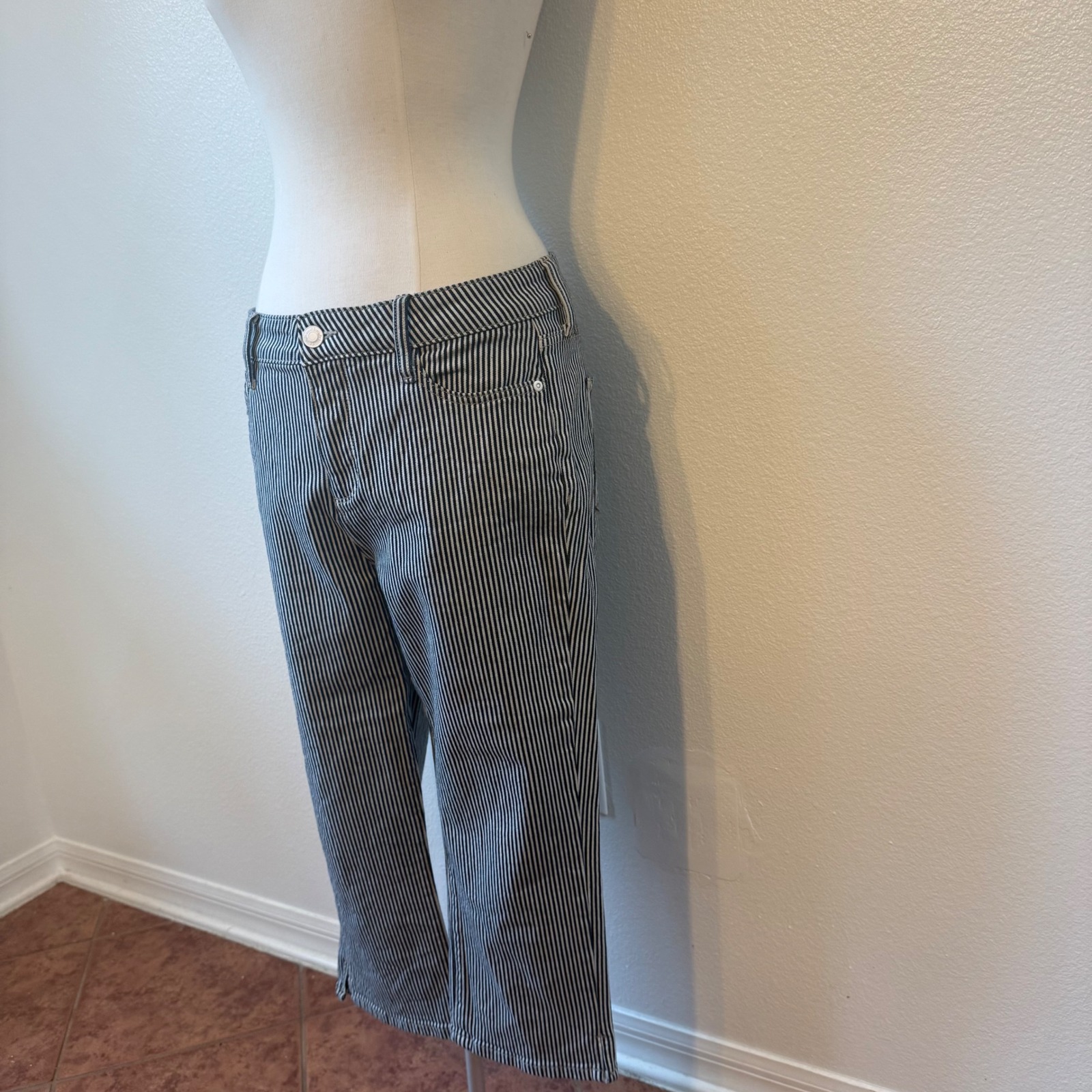 Vintage Nautical Coastal Striped Denim Preppy Capri Pants Womens 10 Blue White